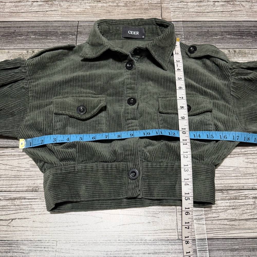 Cider Cropped Corduroy Jacket Women’s S Green Button Front Casual - Picture 2 of 7